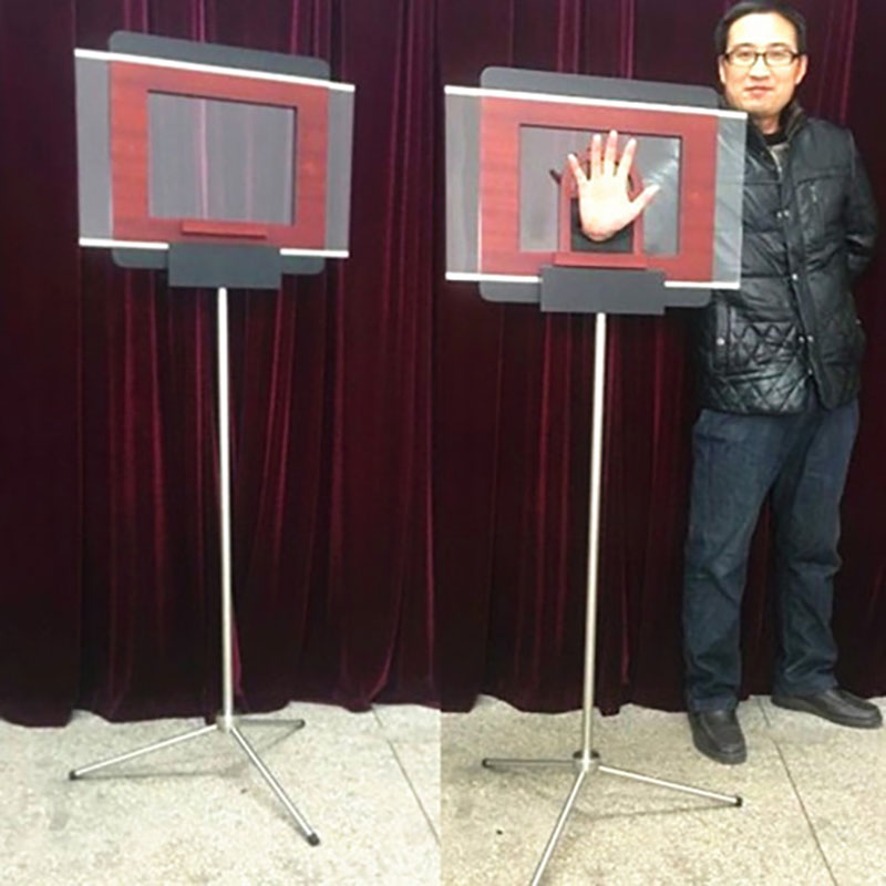 Magic Tricks - خدع سحرية: الذراع من خلال الزجاج،