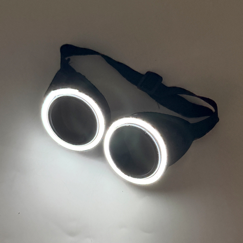 نظارات LED مضيئة جديدة بتصميم  - مراجعة Glow In The Dark Party Glasses وسعره