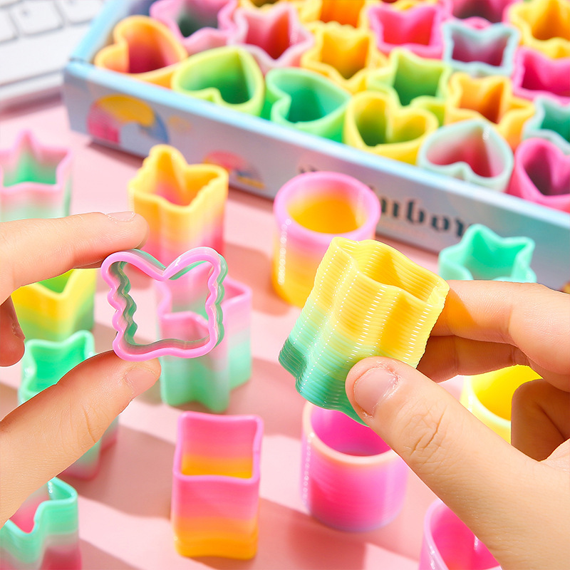 لعبة دائرية سحرية قوس قزح للأط - مراجعة Novelty Gifts وسعره