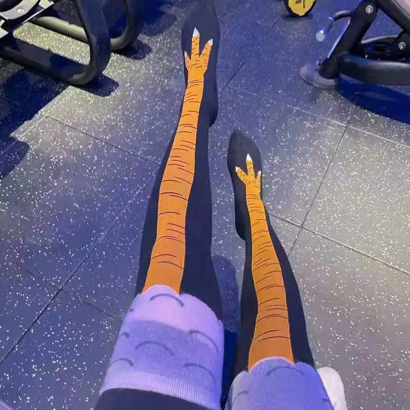 العصرية النساء الجوارب مع طول  - مراجعة Funny Chicken Leg Socks وسعره