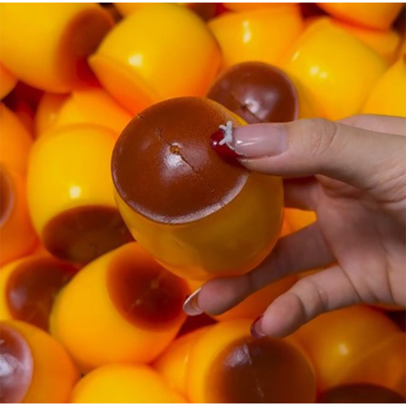 لعبة ضغط على شكل كرات كراميل م - مراجعة Novelty Gifts وسعره